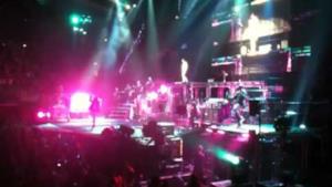 Justin Bieber Bigger live in Milan 09/04/11