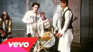 The Cure - Friday I'm In Love (official video)