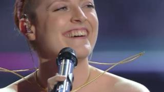 Noemi - Un uomo è un albero (testo e video - Sanremo 2014)