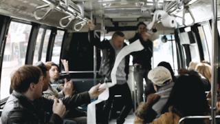 Macklemore & Ryan Lewis live su un bus di New York