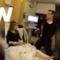 Robbie Williams canta e balla in ospedale per la moglie incinta