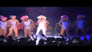 Britney Spears Till The World Ends + Nicki Minaj Superbass (Live Billboard Music Awards 2011)