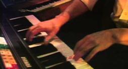 Toto - Hold The Line (Video ufficiale e testo)