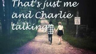 Miranda Lambert - Me And Charlie Talking (Video ufficiale e testo)