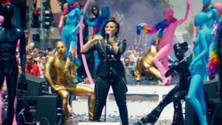 Demi Lovato feat. Cher Lloyd - Really Don't Care (video ufficiale)