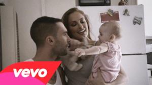 Maroon 5 - One More Night (Video ufficiale e testo)