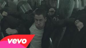 Nick Jonas - Chains (Video ufficiale e testo)