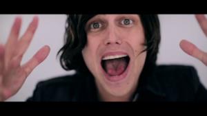 Sleeping With Sirens - Kick Me (Video ufficiale e testo)