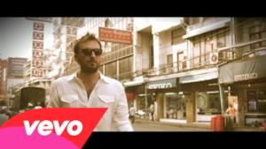 Cesare Cremonini - La Nuova Stella Di Broadway (Video ufficiale)