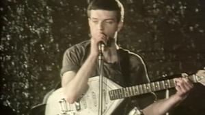 Joy Division - Love Will Tear Us Apart (Video ufficiale, testo e traduzione)