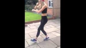 Cutting Shapes, il video virale della ragazza che balla la shuffle dance