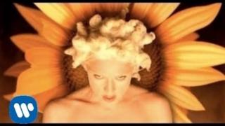 Madonna - Bedtime Story (Video ufficiale e testo)