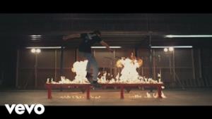 The Chainsmokers - Setting Fires (Video ufficiale e testo)