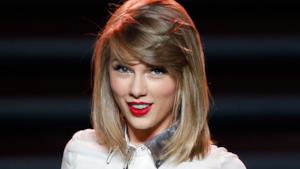 Taylor Swift realizza il sogno di una bambina malata di cancro (video)