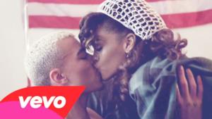 ► Rihanna - We Found Love (new video 2011)