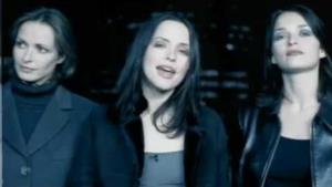 The Corrs - So Young (Video ufficiale e testo)