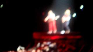 Taylor Swift & Ed Sheeran - Everything Has Changed (Red Tour 2013)