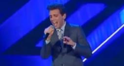 Mika canta Happy Ending alla finta audizione di X Factor 8 