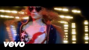 Grimes - California (Video ufficiale e testo)