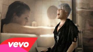 P!nk - Fuckin' Perfect