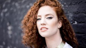 Jess Glynne - Right Here (Video ufficiale e testo)