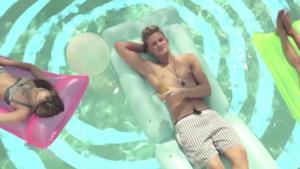 Cody Simpson - Pretty Brown Eyes video ufficiale, testo e traduzione