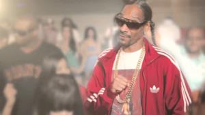 ► Snoop Dogg - Wonder What It Do (new video 2011)