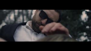 Dargen D'Amico ft. Andrea Nardinocchi - Continua a Correre (Video ufficiale e testo)