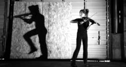Lindsey Stirling - Shadows (Video ufficiale e testo)
