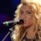 Tori Kelly canta Should've been us agli MTV EMA 2015 (VIDEO)
