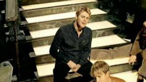 Westlife - Queen Of My Heart (Video ufficiale e testo)