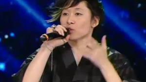 Il ritorno di Yusaku a X Factor 8 con Vacanze Romane (video)