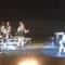 Emma Marrone cade in concerto a Napoli: il pubblico ride!