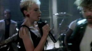 Eurythmics - Would I Lie To You? (Video ufficiale e testo)