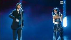 Giusy Ferreri con Francesco Sarcina - Il mare immenso (Sanremo 2011 duetti)