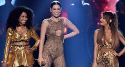 Jessie J, Ariana Grande & Nicki Minaj - Bang Bang live AMA's 2014 (video)