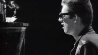 The Pogues - Fairytale Of New York (Video ufficiale e testo)