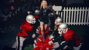 Madonna - Give me all your luvin (teaser HQ)