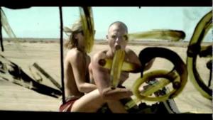 Yuksek - Always On the Run (Video ufficiale e testo)