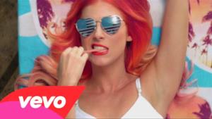 Bonnie McKee - American Girl traduzione testo e video ufficiale