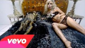 Lady Gaga - Bad Romance (Video ufficiale e testo)