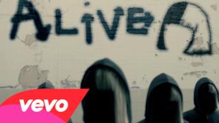 Sia - Alive (Video ufficiale e testo)