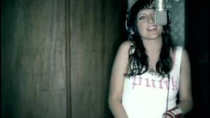 Ashlee Simpson - Pieces Of Me (Video ufficiale e testo)