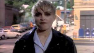 Madonna - Papa Don't Preach (Video ufficiale e testo)