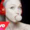 Ivy Levan - Biscuit (Video ufficiale e testo)