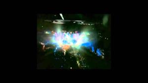 Justin Bieber - Love Me @Assago (aprile 2011)