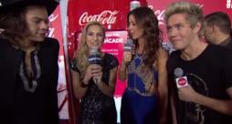 One Direction, l'intervista sul red carpet degli AMA's 2014 (video)