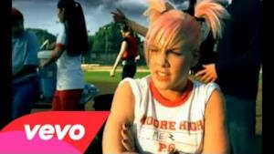 P!nk - Don't Let Me Get Me (Video ufficiale e testo)