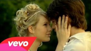 Taylor Swift - Love Story (Video ufficiale e testo)