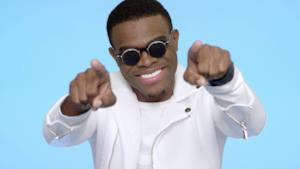 Omi - Drop In the Ocean (feat. AronChupa) (Video ufficiale e testo)